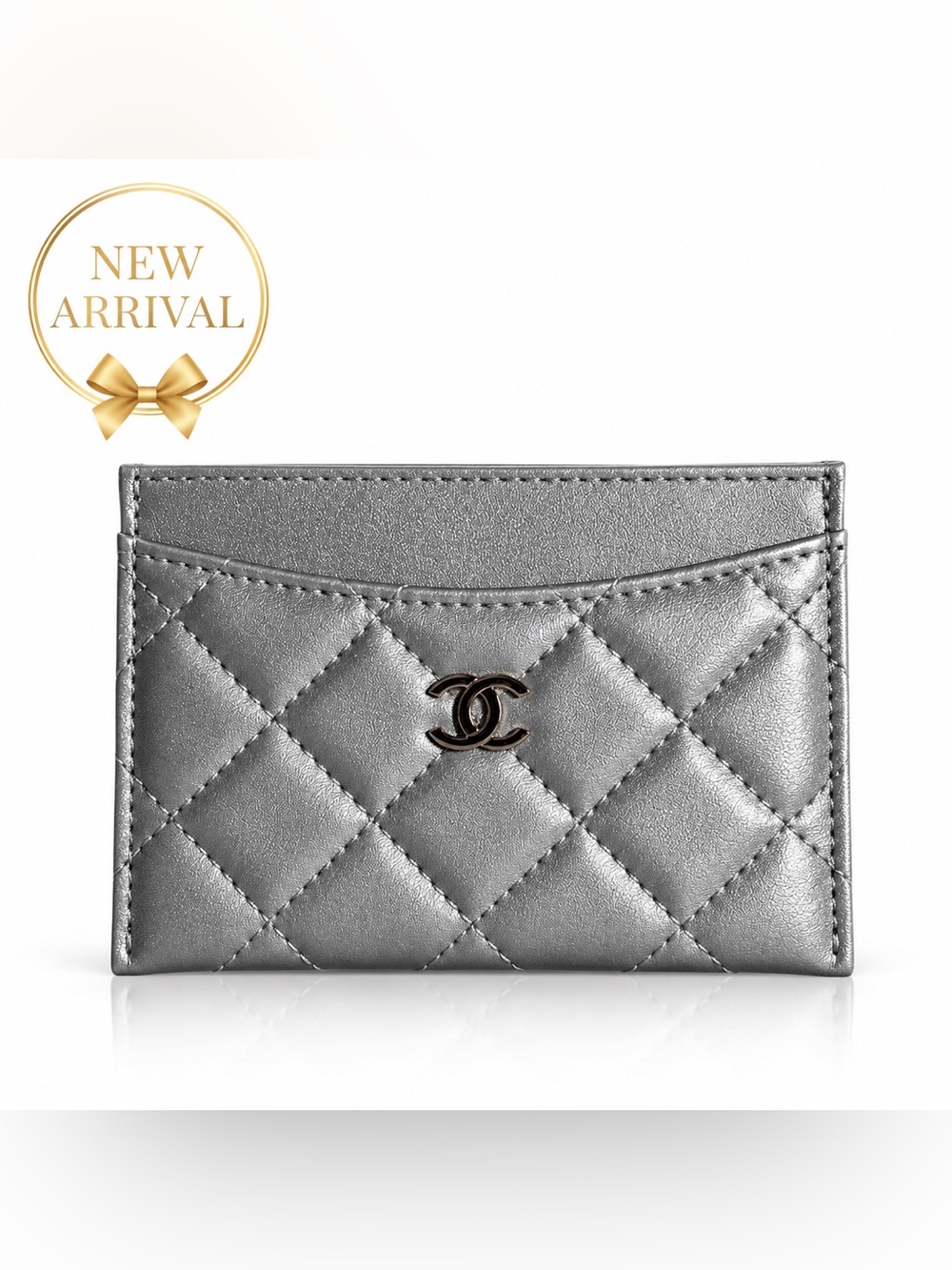 🩶 Women’s Quilted Card Holder – Metallic Silver 🩶